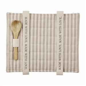 Made With Love Casserole Holder Set